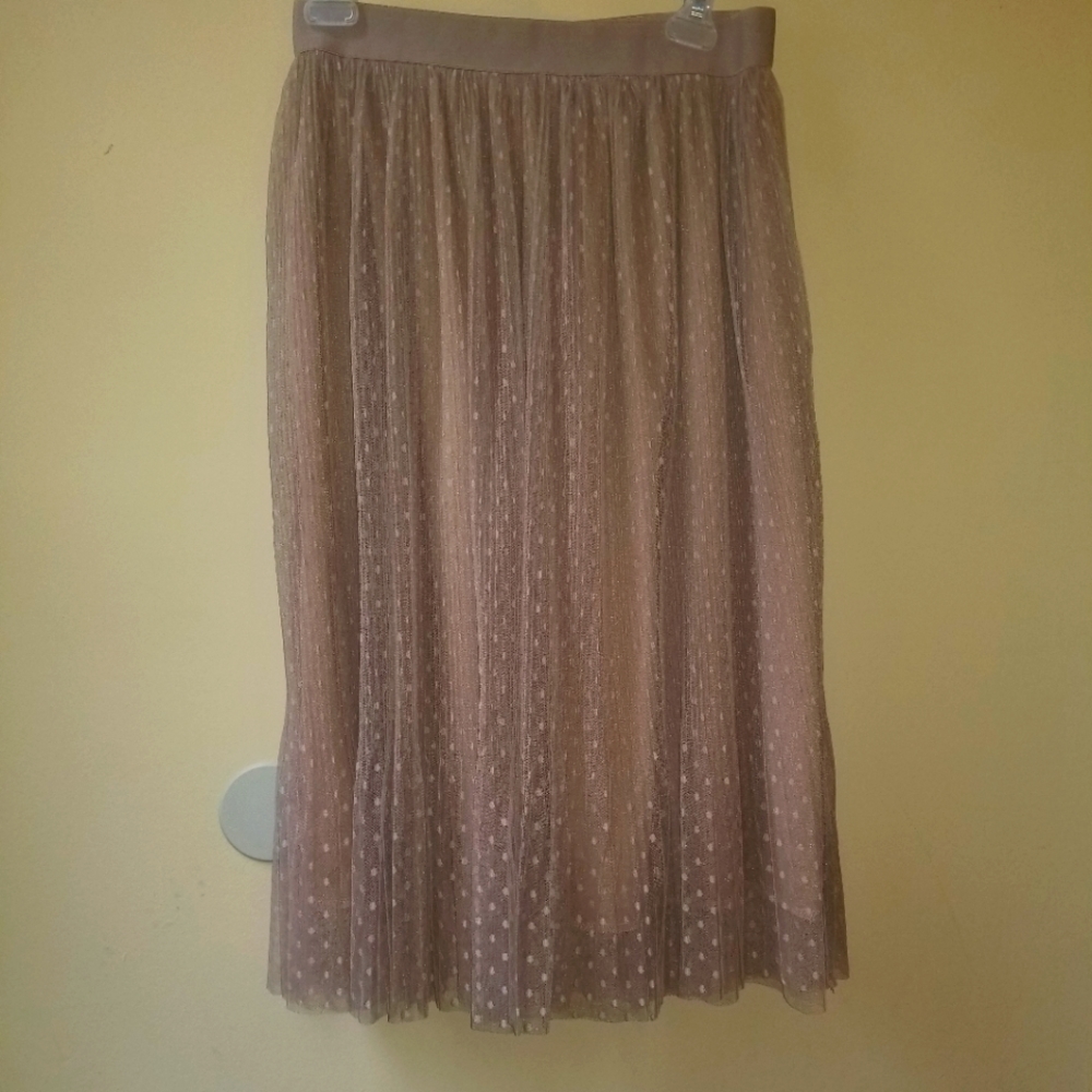 Pleated midi skirt nude w polka dots size S